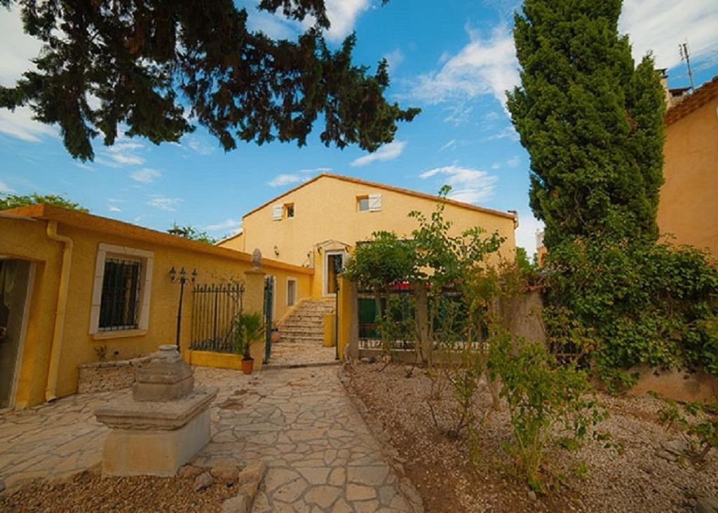 Domaine De Bailheron Hotell Béziers Exteriör bild